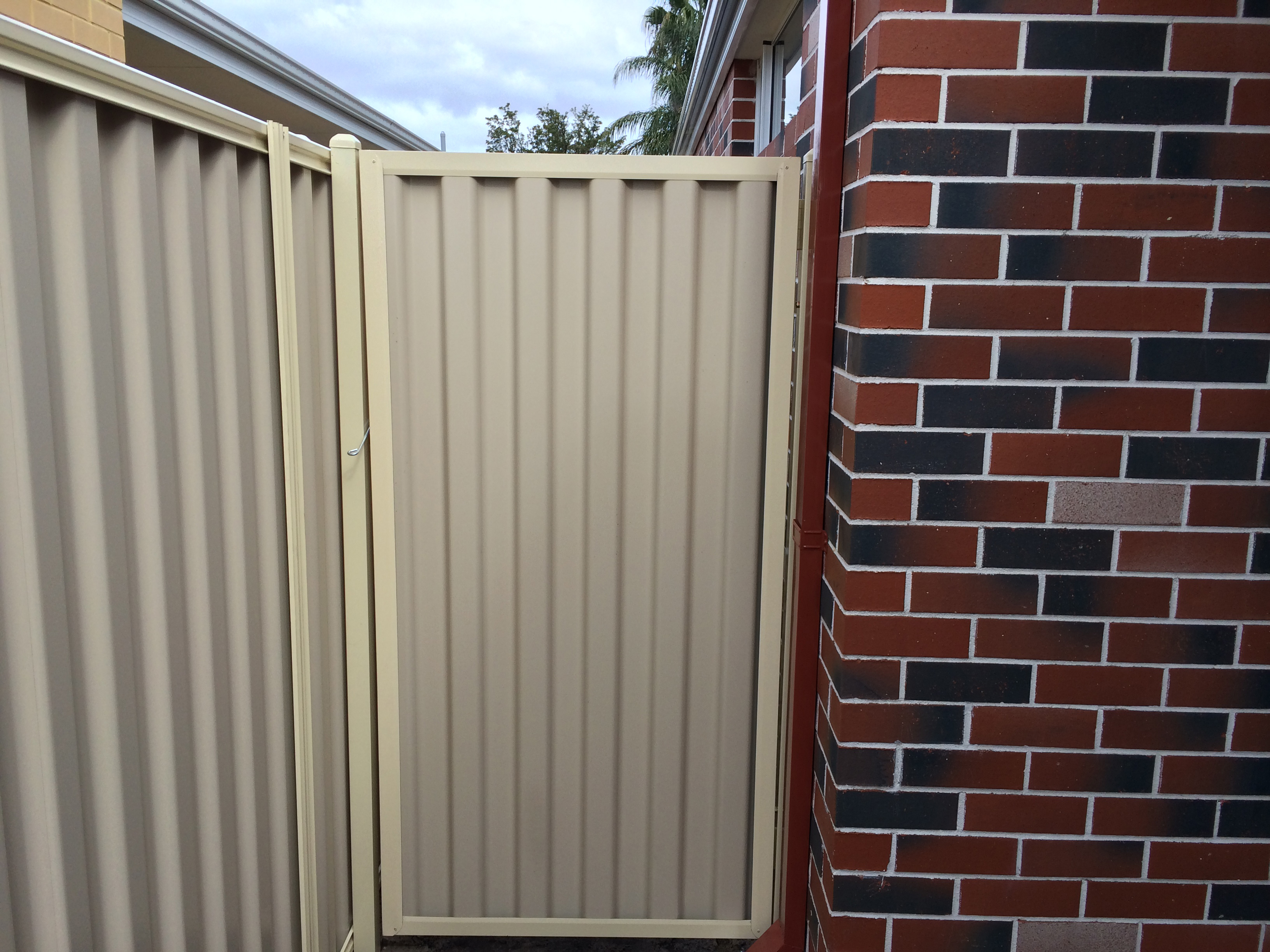 Colorbond Gate Contractors Perth